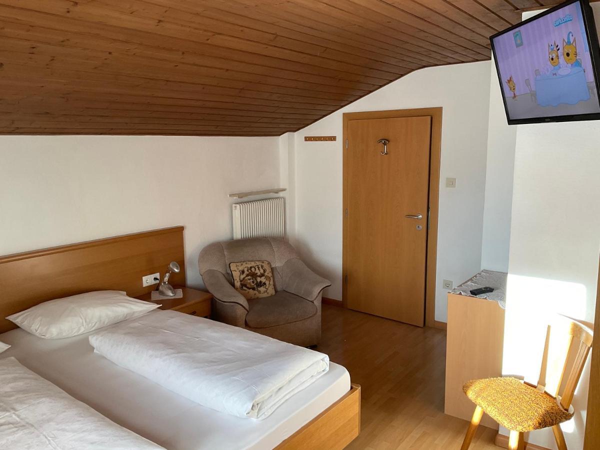 Alpenblick Bed & Breakfast Випитено Экстерьер фото