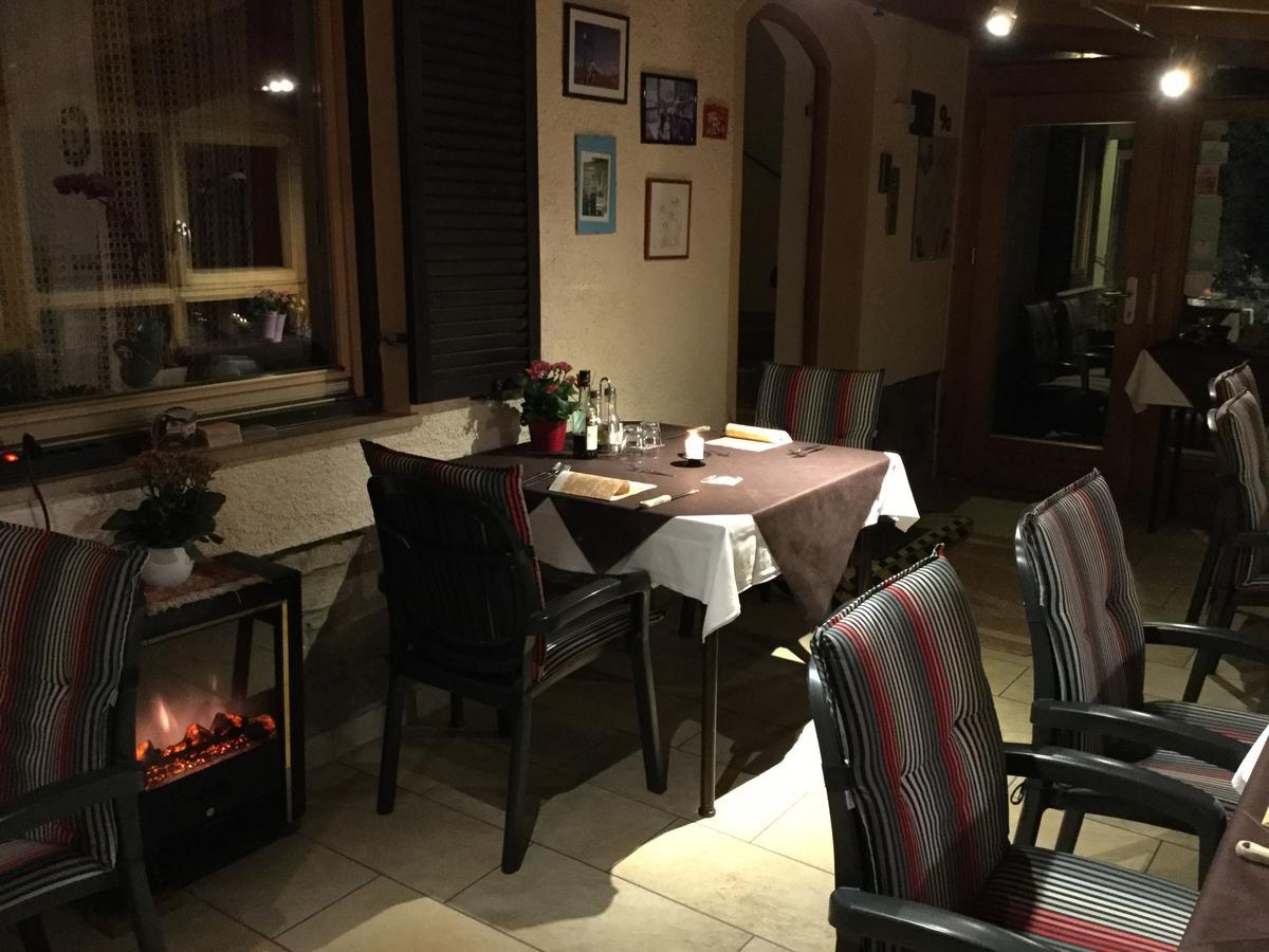 Alpenblick Bed & Breakfast Випитено Экстерьер фото